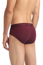 Urban Brief (Wayde Red)